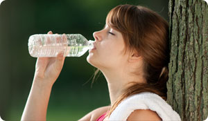 Keep Hydrated While Working Out: 7 How-To Tips
